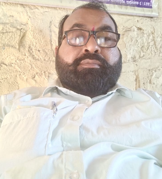कर्मचारी